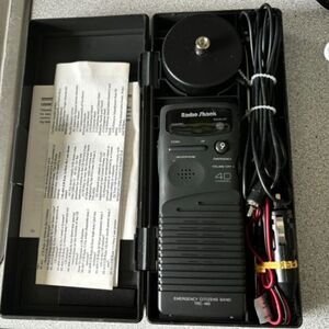 Radio Shack Emergency Citizens Band TRC-463 40 Channel Radio